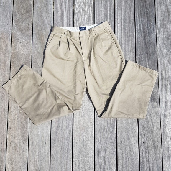Dockers Signature Khaki Pants 33x32 Tan Cotton Relaxed Pleated Business Casual - Picture 1 of 13